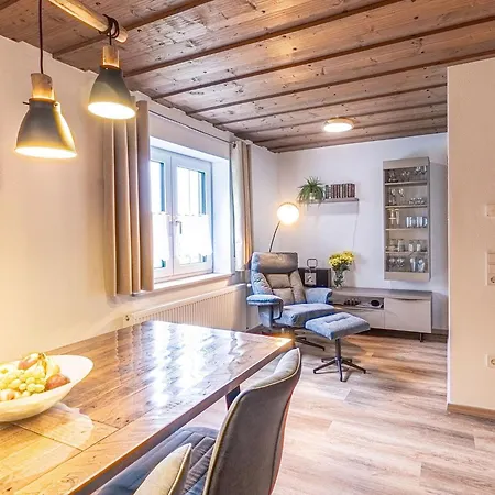 Apartment Geraeumige Fuer 5 Personen In *