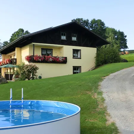 Geraeumige Fuer 5 Personen In
