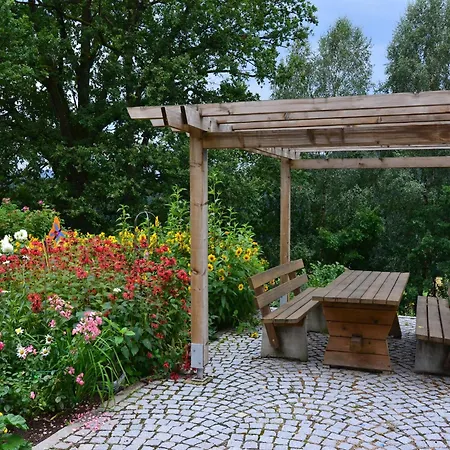 Geraeumige Fuer 5 Personen In Drachselsried