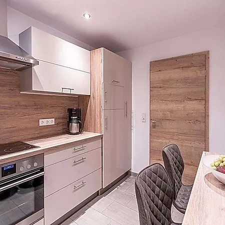 Apartman Geraeumige Fuer 5 Personen In