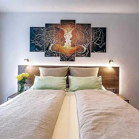 Apartman Geraeumige Fuer 5 Personen In *